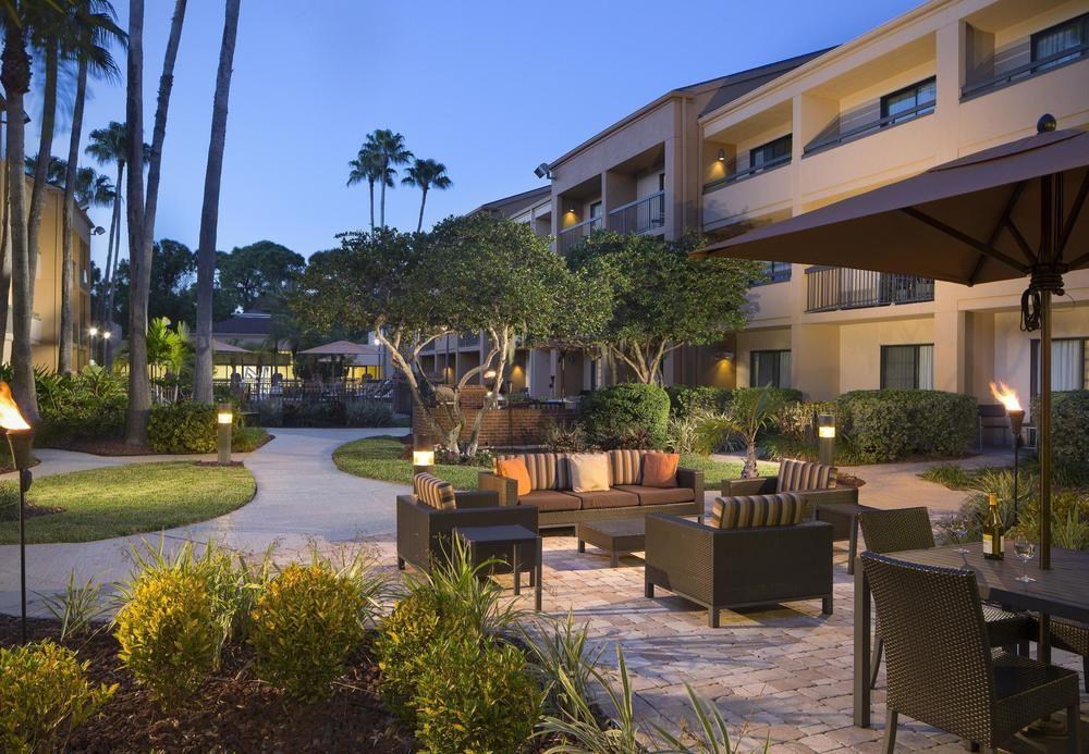 Courtyard St. Petersburg Clearwater Hotel Exterior photo